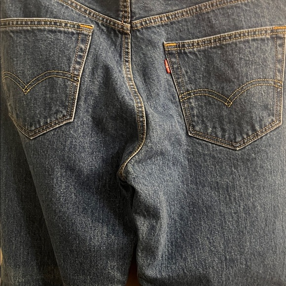 Levi’s Strauss 34x30 Classic Blue Relaxed Men's Jeans - Picture 4 of 5